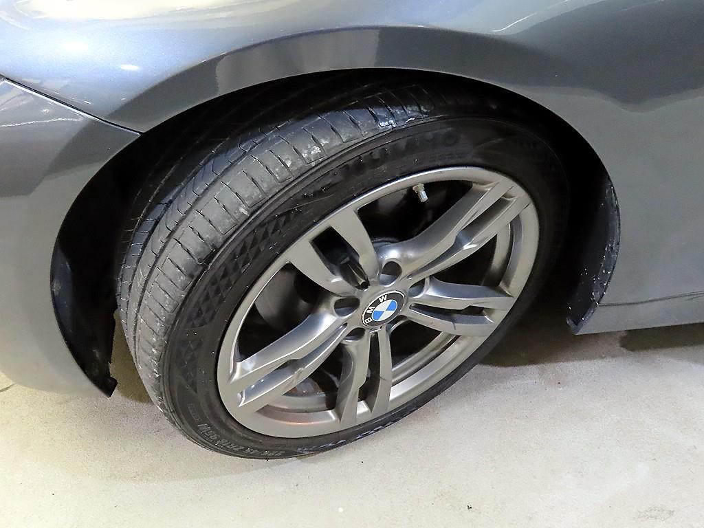 BMW 3시리즈 3시리즈 (F30) 320i M 스포츠 이미지 19