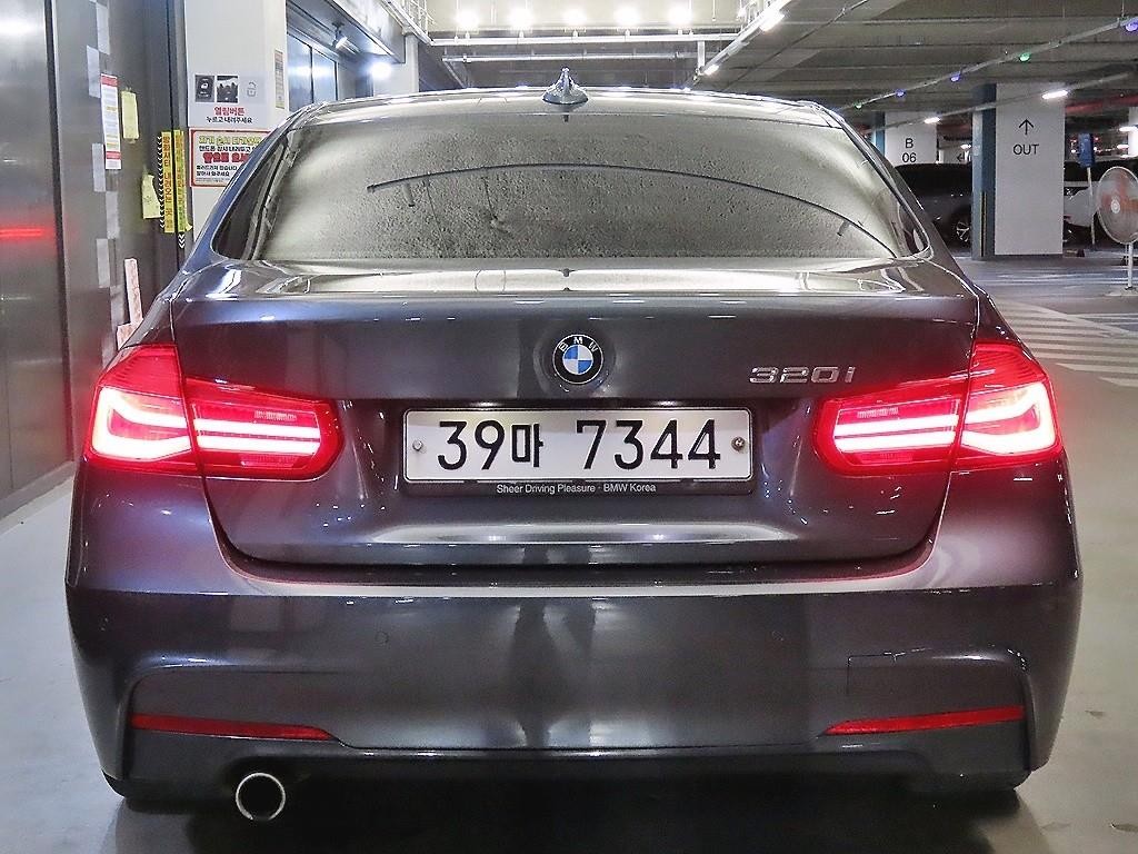 BMW 3시리즈 3시리즈 (F30) 320i M 스포츠 이미지 5