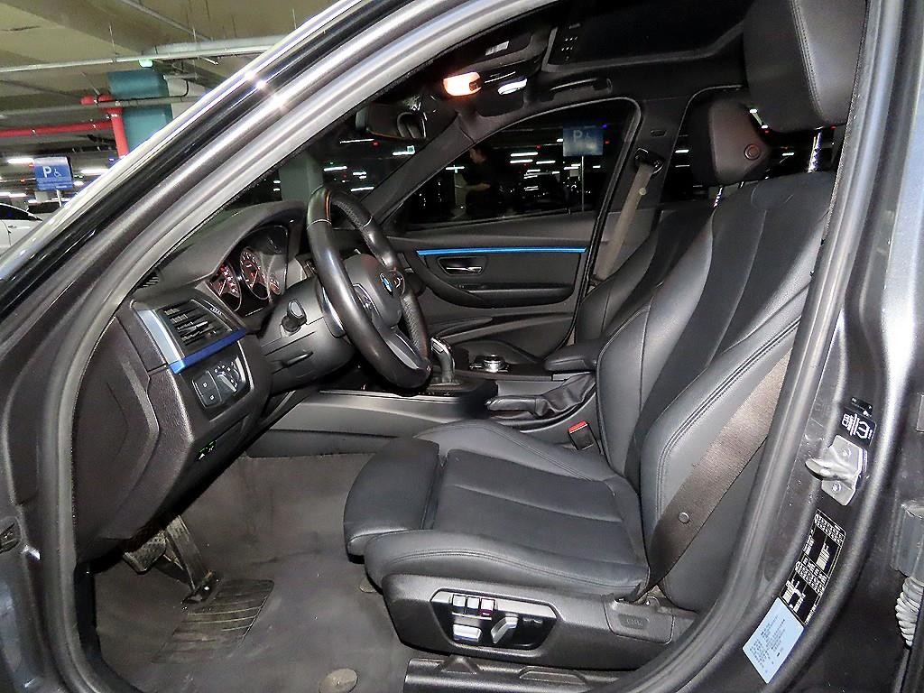 BMW 3시리즈 3시리즈 (F30) 320i M 스포츠 이미지 6