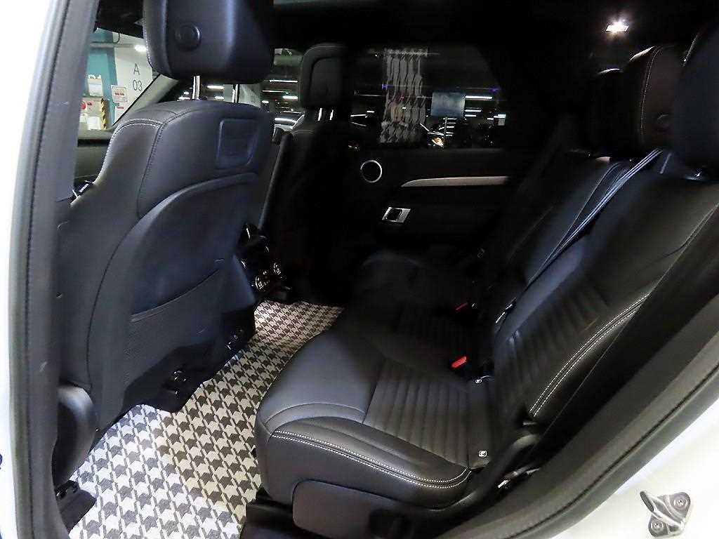 랜드로버 디스커버리 디스커버리5 P360 다이나믹 HSE 이미지 7
