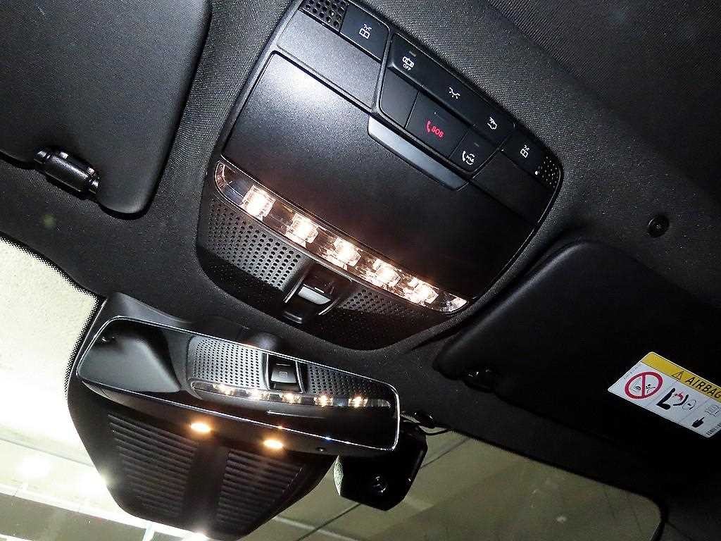 벤츠 GLC 클래스 GLC클래스 X253 GLC 300 e 4MATIC 이미지 13