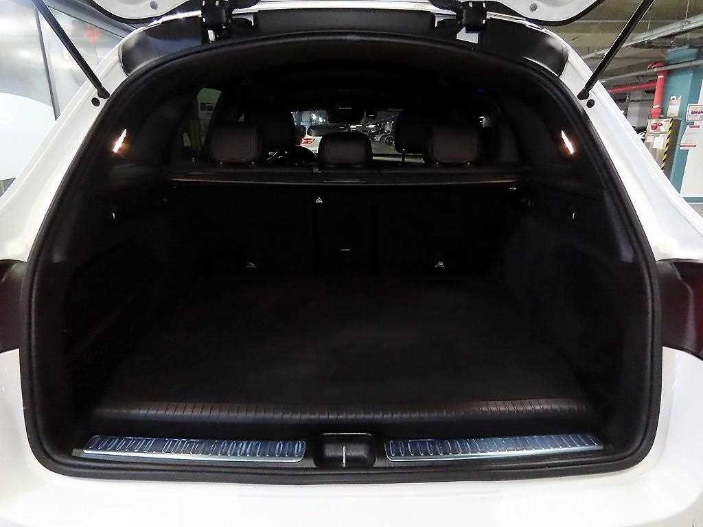 벤츠 GLC 클래스 GLC클래스 X253 GLC 300 e 4MATIC 이미지 16