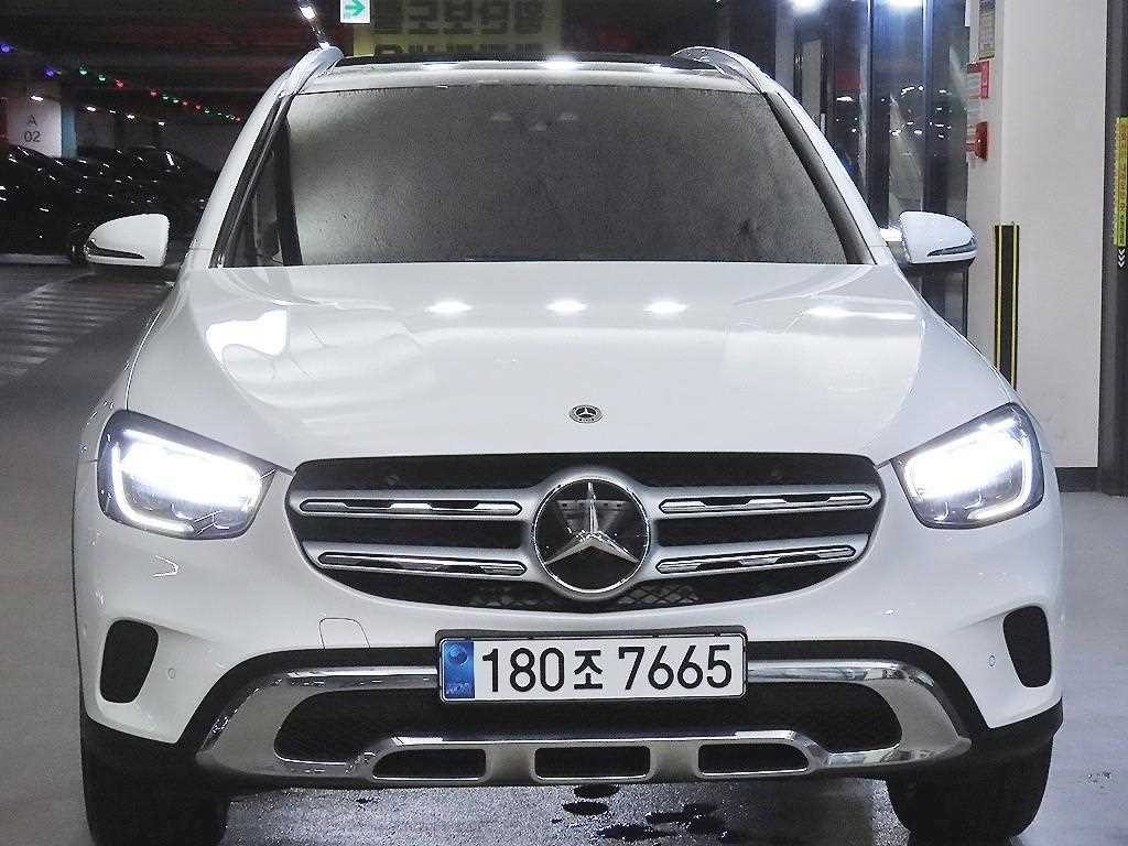 벤츠 GLC 클래스 GLC클래스 X253 GLC 300 e 4MATIC 이미지 2