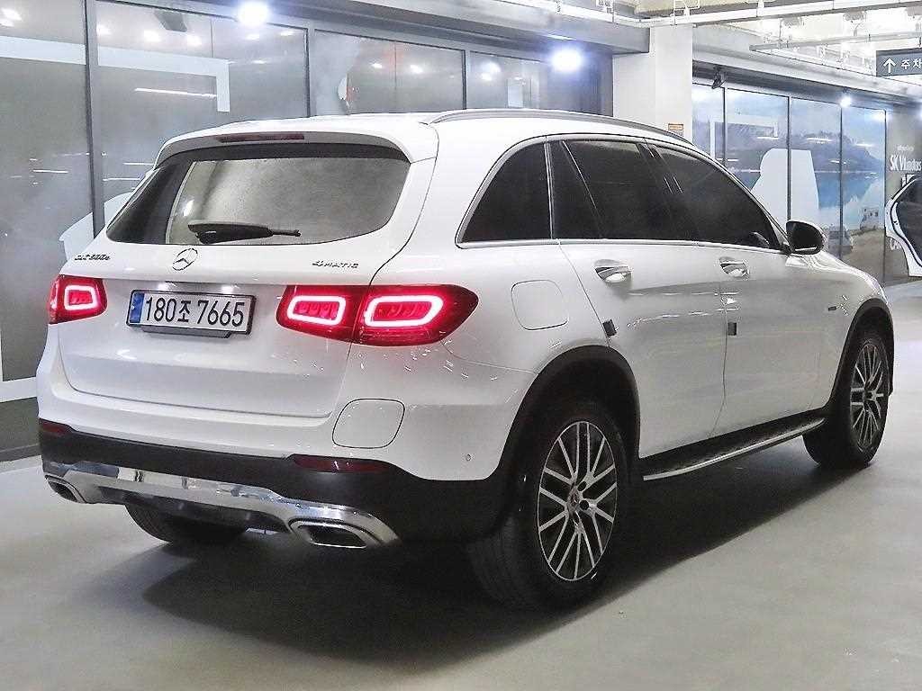 벤츠 GLC 클래스 GLC클래스 X253 GLC 300 e 4MATIC 이미지 4
