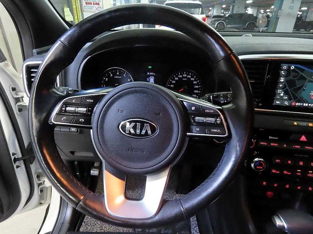 기아 스포티지 스포티지 더 볼드 2.0 가솔린 2WD 노블레스 이미지 8