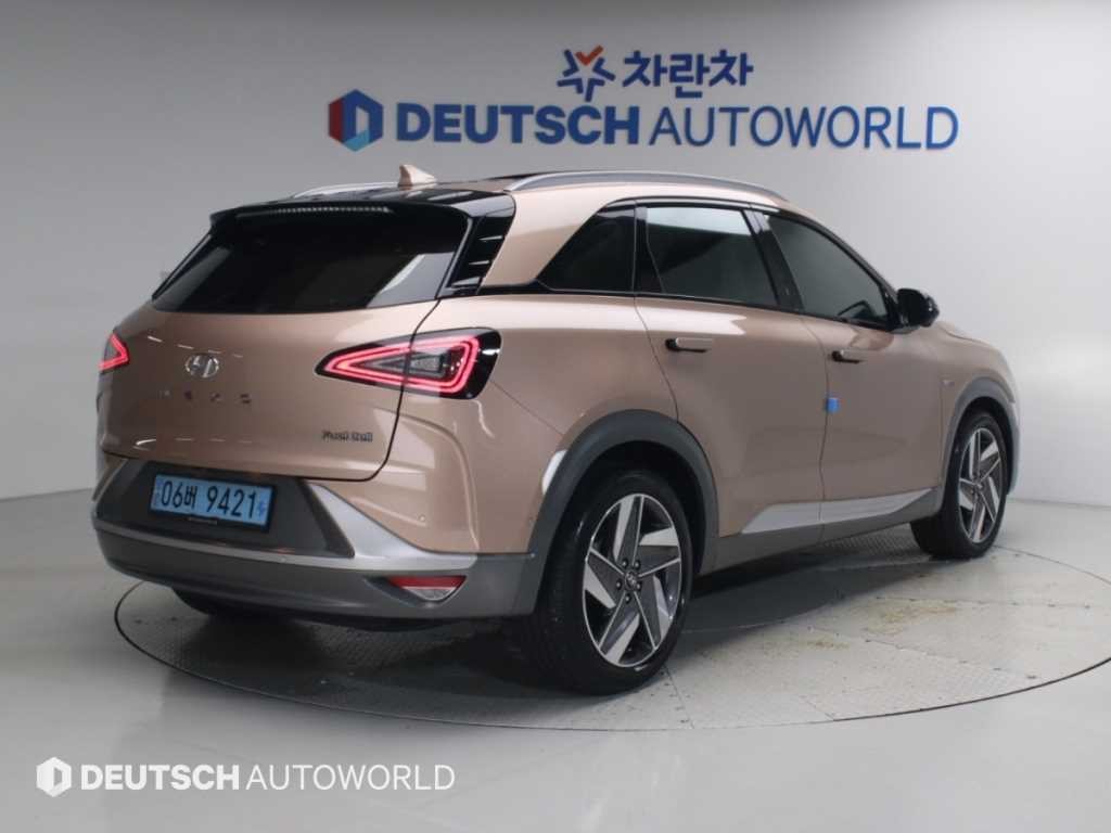 현대 넥쏘 프리미엄 이미지 2