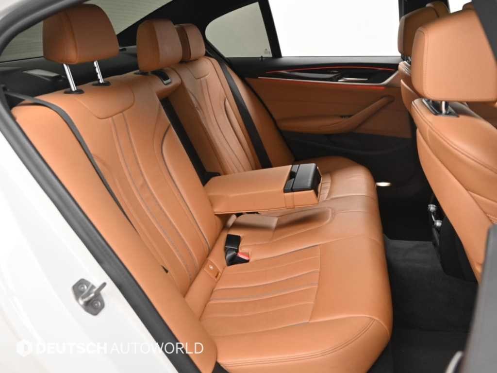 BMW 5시리즈 5시리즈 (G30) 520i M 스포츠 이미지 12