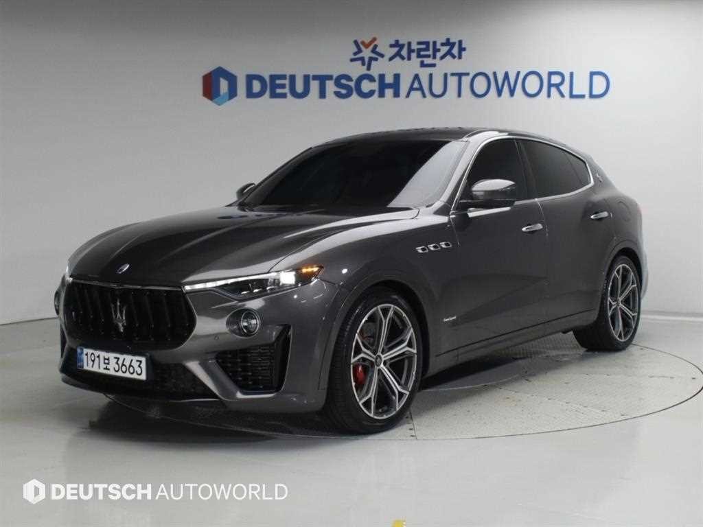 마세라티 르반떼 3.0  AWD 그란 스포츠 이미지 2