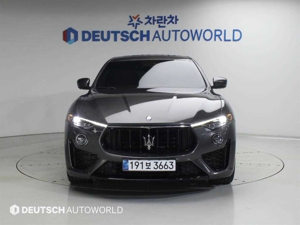 마세라티 르반떼 3.0  AWD 그란 스포츠 이미지 4