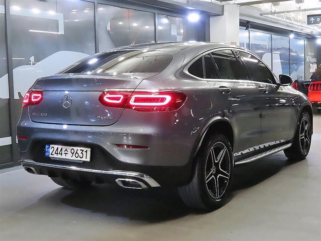 벤츠 GLC 클래스 GLC클래스 X253 GLC 300 4MATIC 쿠페 이미지 4