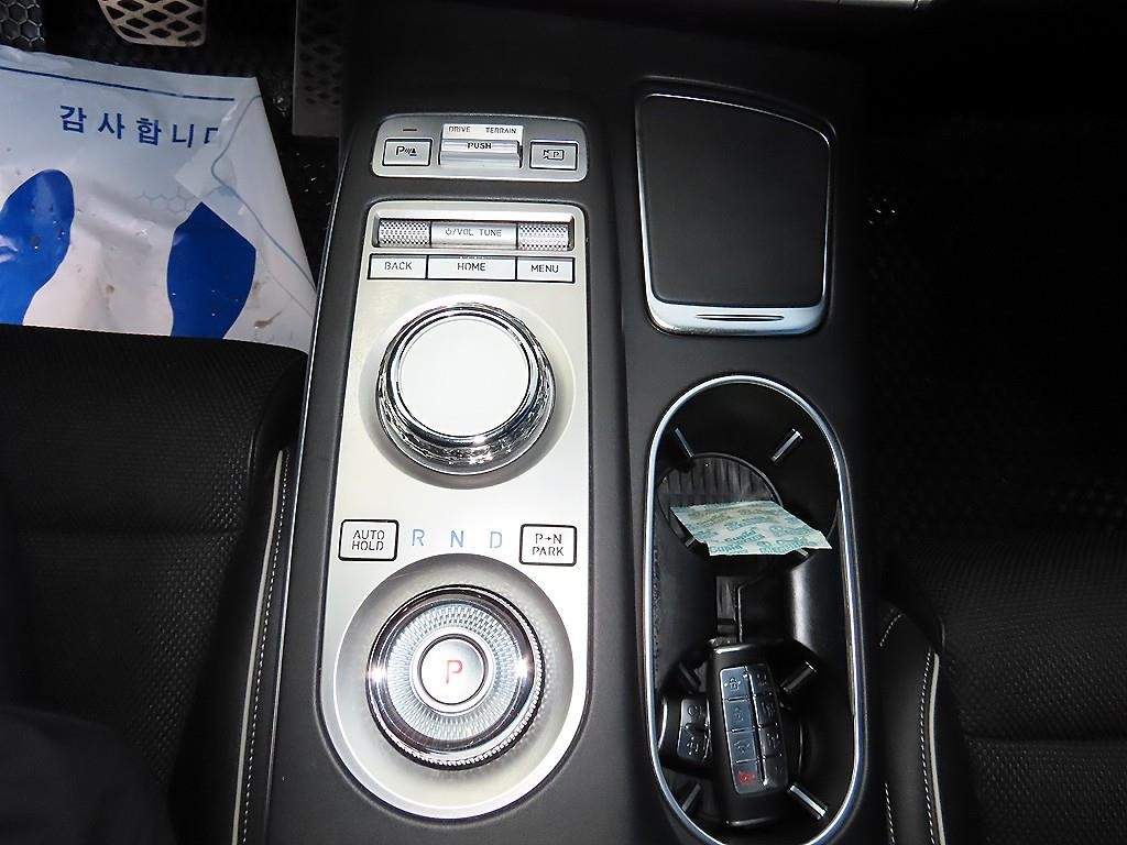 제네시스 GV70 2.5T 가솔린 AWD 스포츠 이미지 11