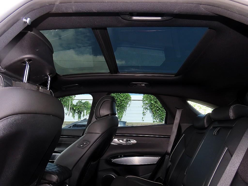 제네시스 GV70 2.5T 가솔린 AWD 스포츠 이미지 15
