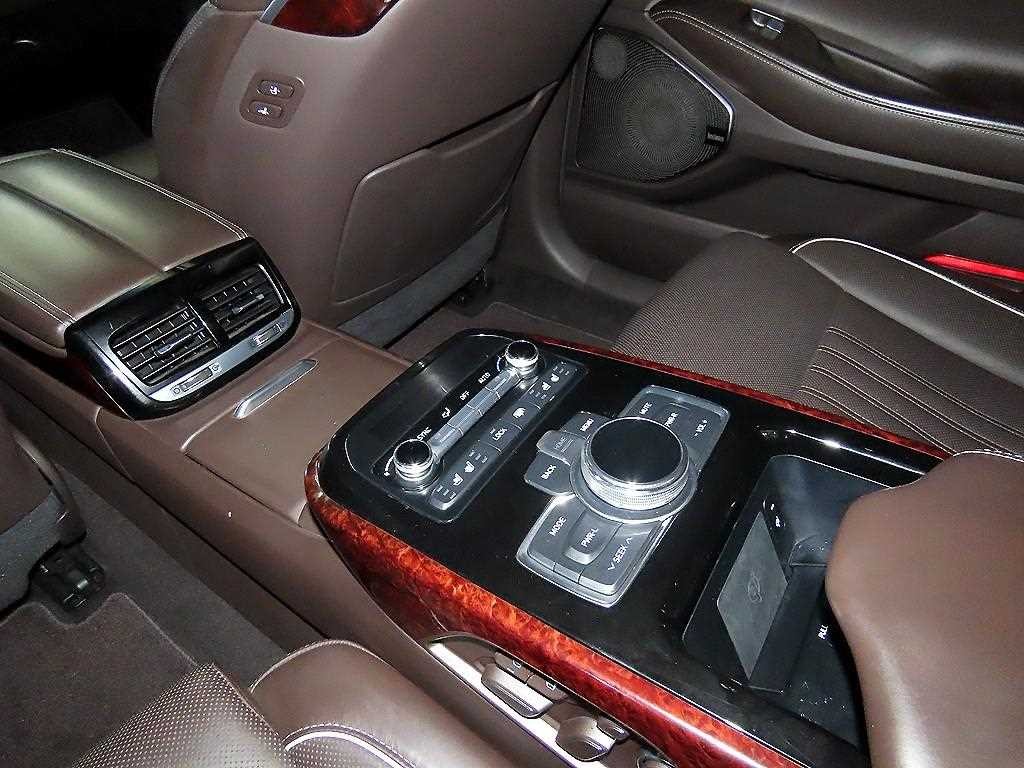 제네시스 EQ900 5.0 GDI AWD 프레스티지 이미지 15