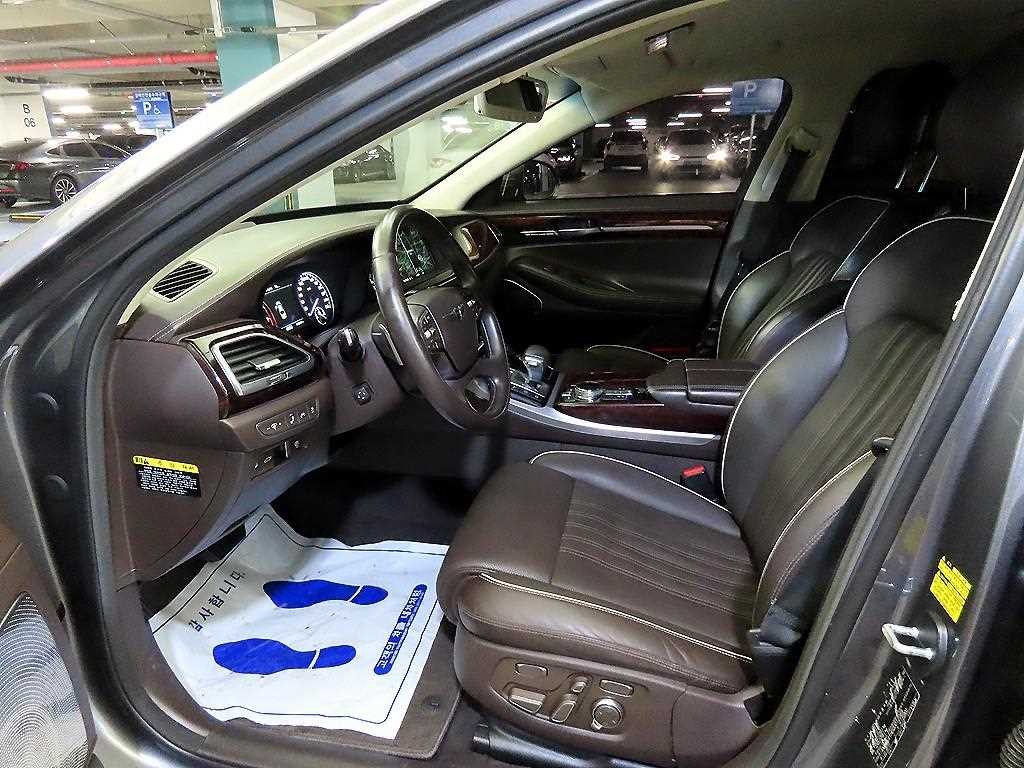 제네시스 EQ900 5.0 GDI AWD 프레스티지 이미지 6