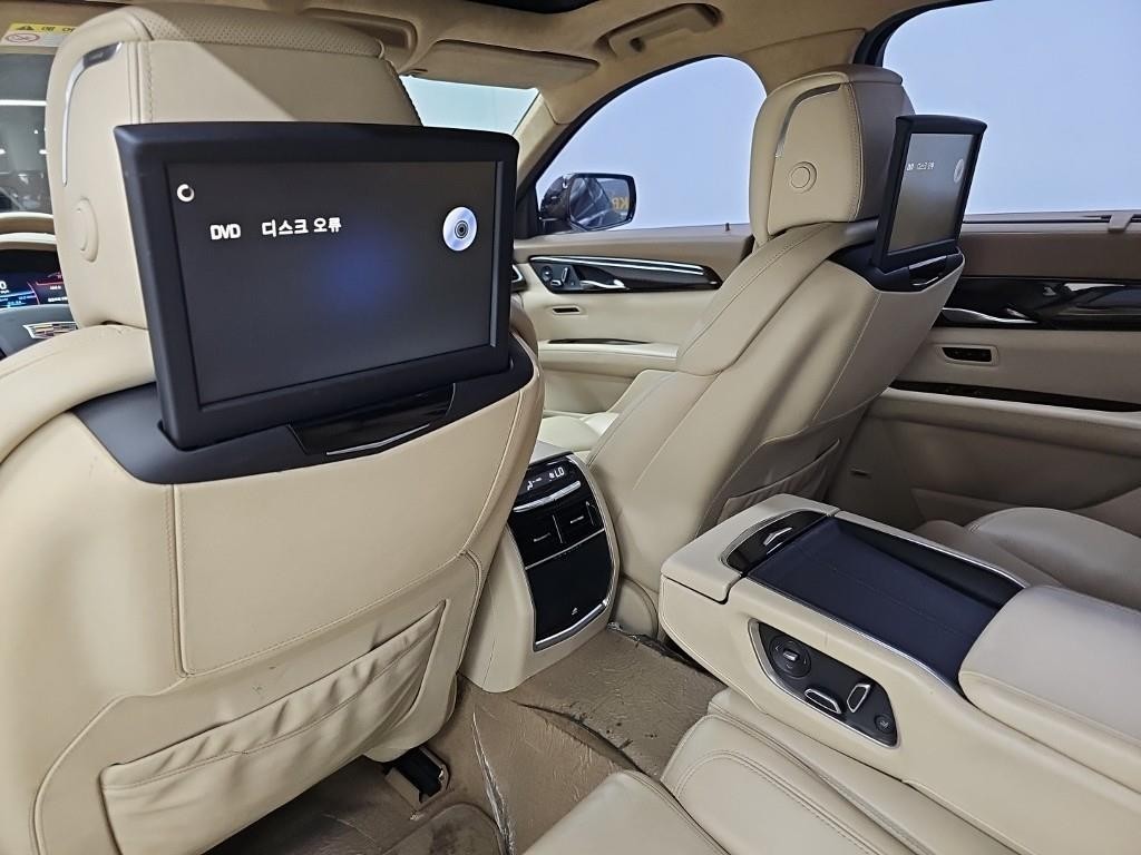 캐딜락 CT6 3.6 플래티넘 AWD 이미지 14