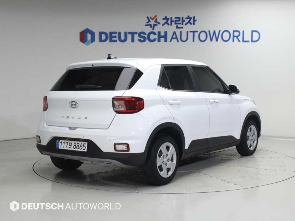 현대 베뉴 1.6 스마트 이미지 2