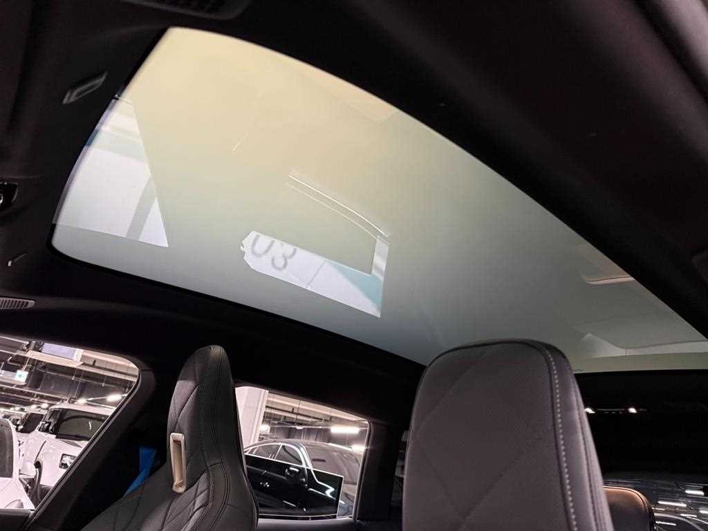 BMW iX xDrive 50 스포츠 플러스 이미지 16
