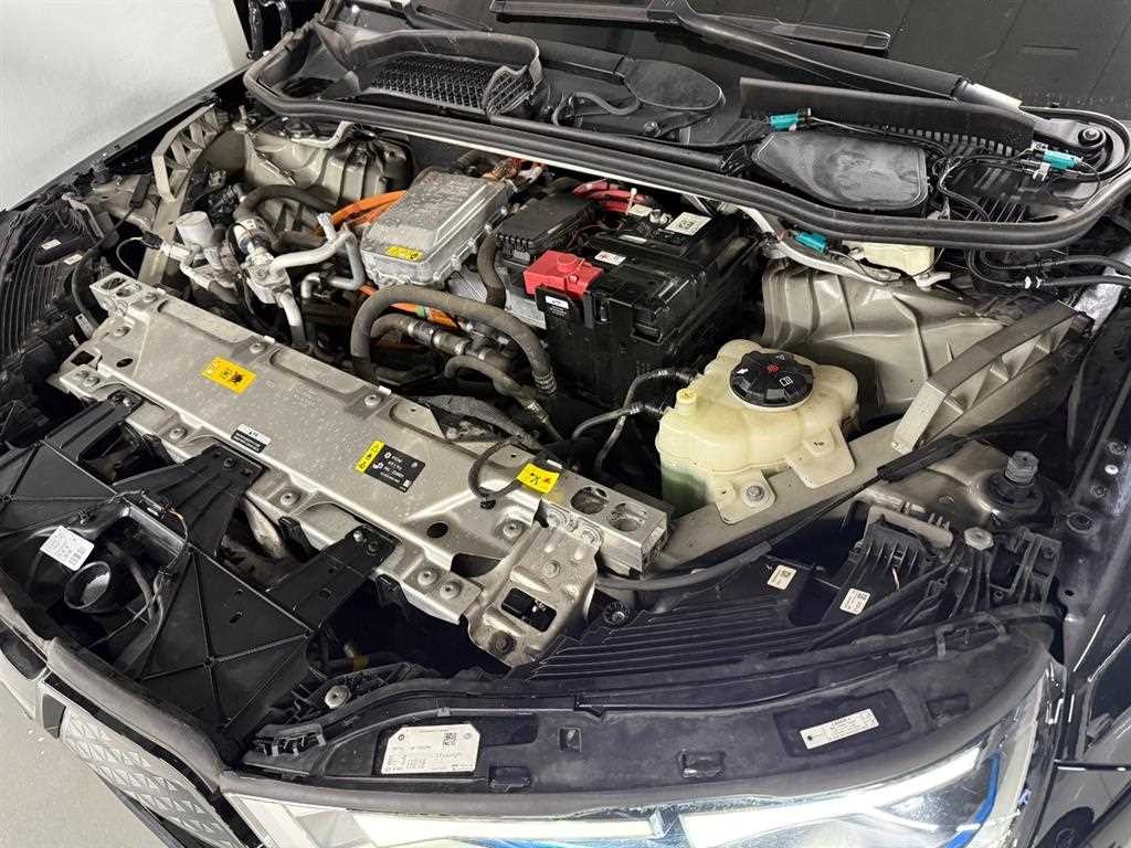 BMW iX xDrive 50 스포츠 플러스 이미지 6
