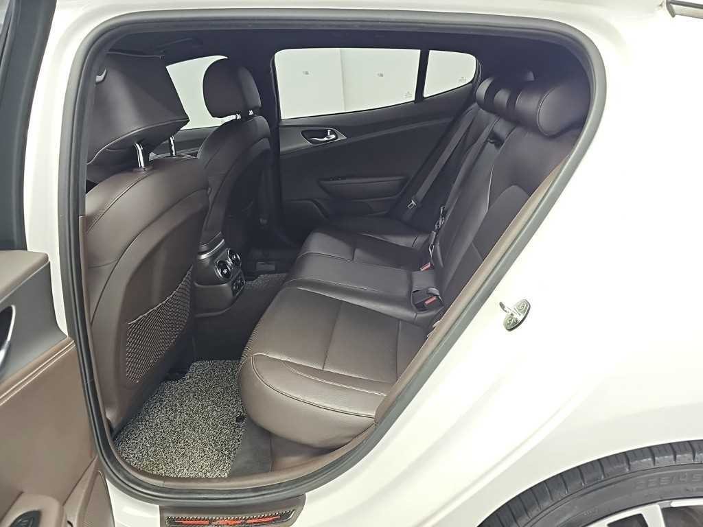 기아 스팅어 디젤 2.2 2WD 프라임 이미지 12