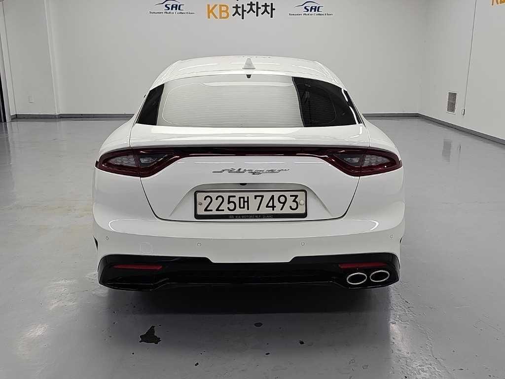 기아 스팅어 디젤 2.2 2WD 프라임 이미지 4