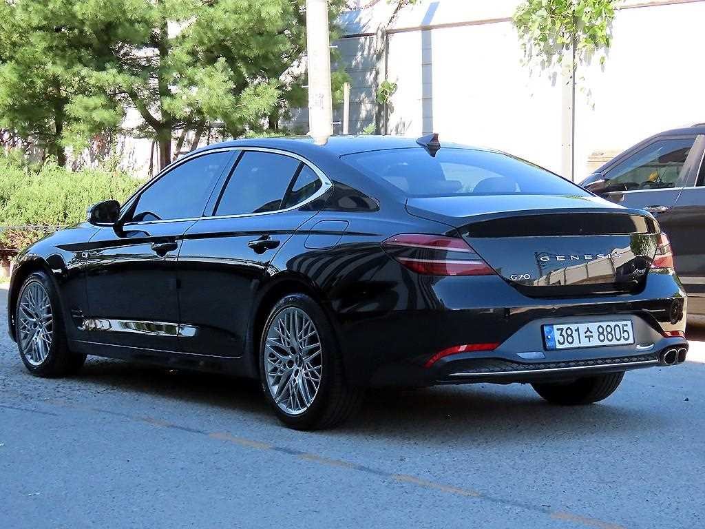 제네시스 G70 더 뉴 G70 가솔린 2.0T 4WD 이미지 3