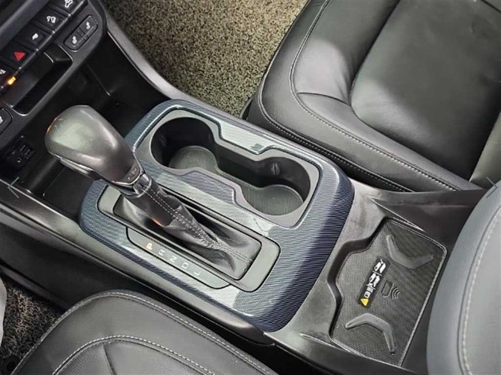 쉐보레 콜로라도 리얼 뉴 콜로라도 3.6 Z71-X 미드나잇 4WD 이미지 8
