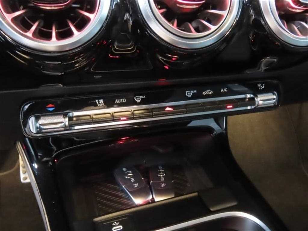 벤츠 CLA 클래스 CLA클래스 C118 CLA 250 4MATIC AMG 라인 이미지 8