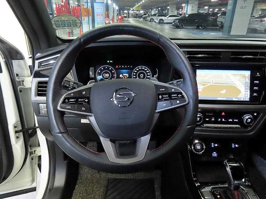 KG모빌리티(쌍용) 코란도 뷰티풀코란도 2WD 가솔린 1.5 C5 플러스 이미지 8