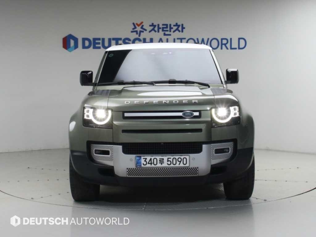랜드로버 디펜더 디펜더 (L663) D240 SE 이미지 3