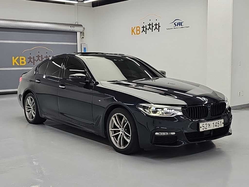 BMW 5시리즈 5시리즈 (G30) 520d M 스포츠 플러스 이미지 4
