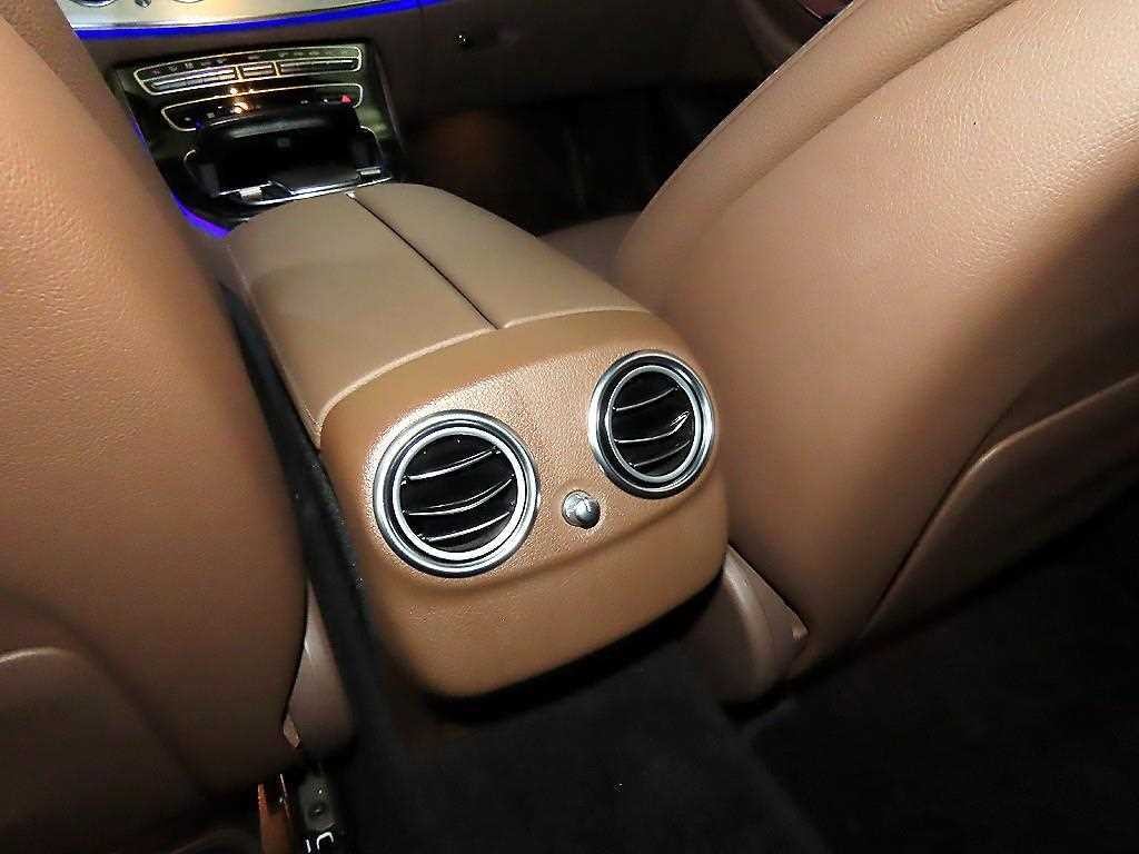 벤츠 E 클래스 E-클래스 W213 E250 아방가르드 이미지 16