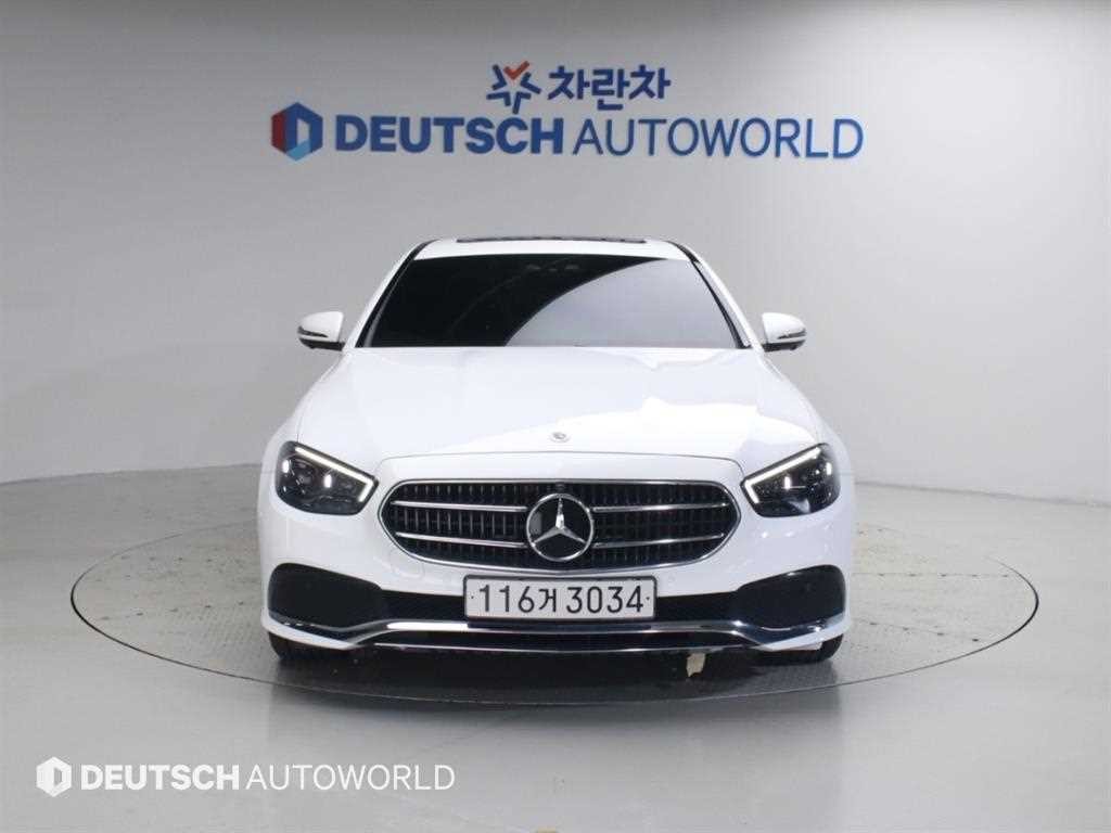 벤츠 E 클래스 E-클래스 W213 E350 4MATIC 아방가르드 이미지 3