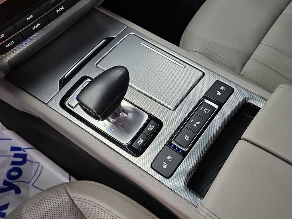 제네시스 G80 3.3 GDI AWD 럭셔리 스페셜 이미지 8