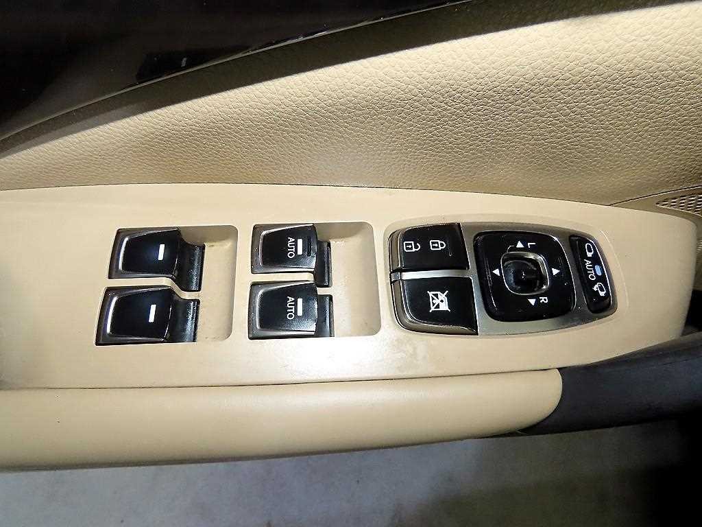 현대 그랜저 그랜저 HG HG240 LUXURY 이미지 13