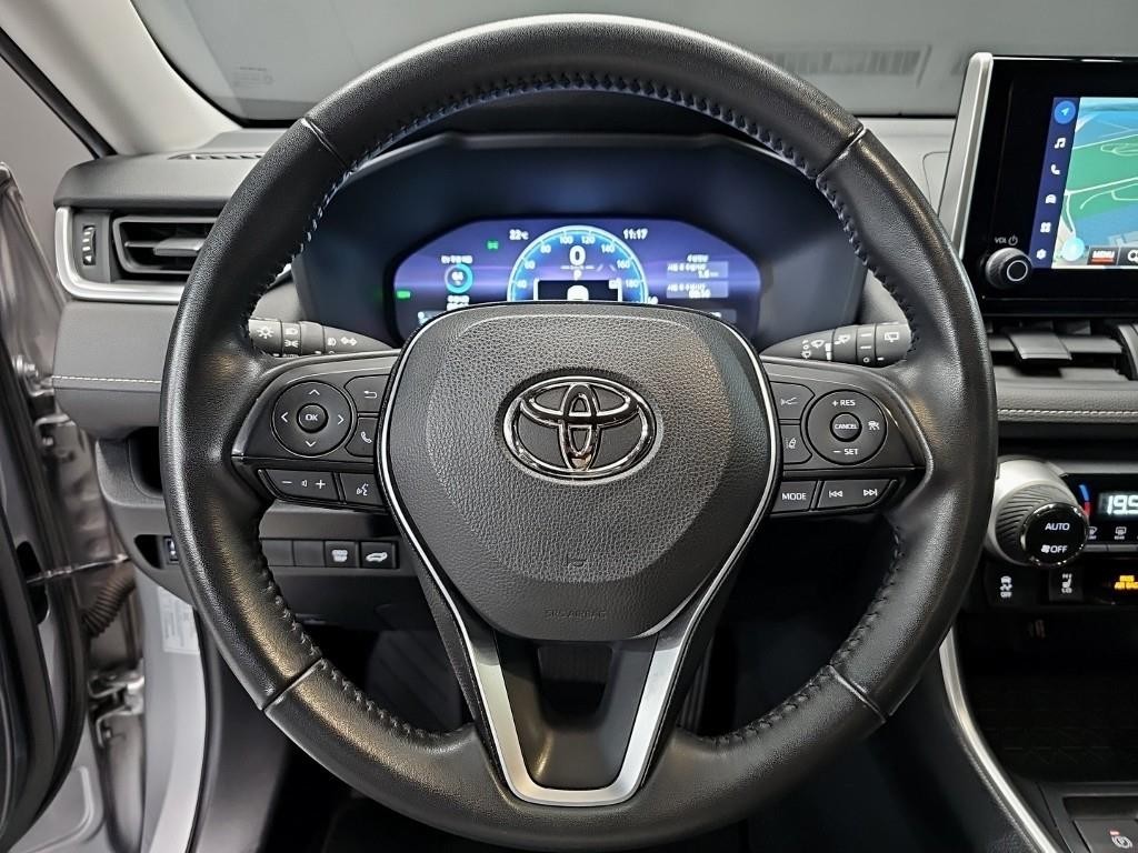 토요타 라브4 RAV4(5세대) 2.5 2WD 하이브리드 XLE 이미지 9