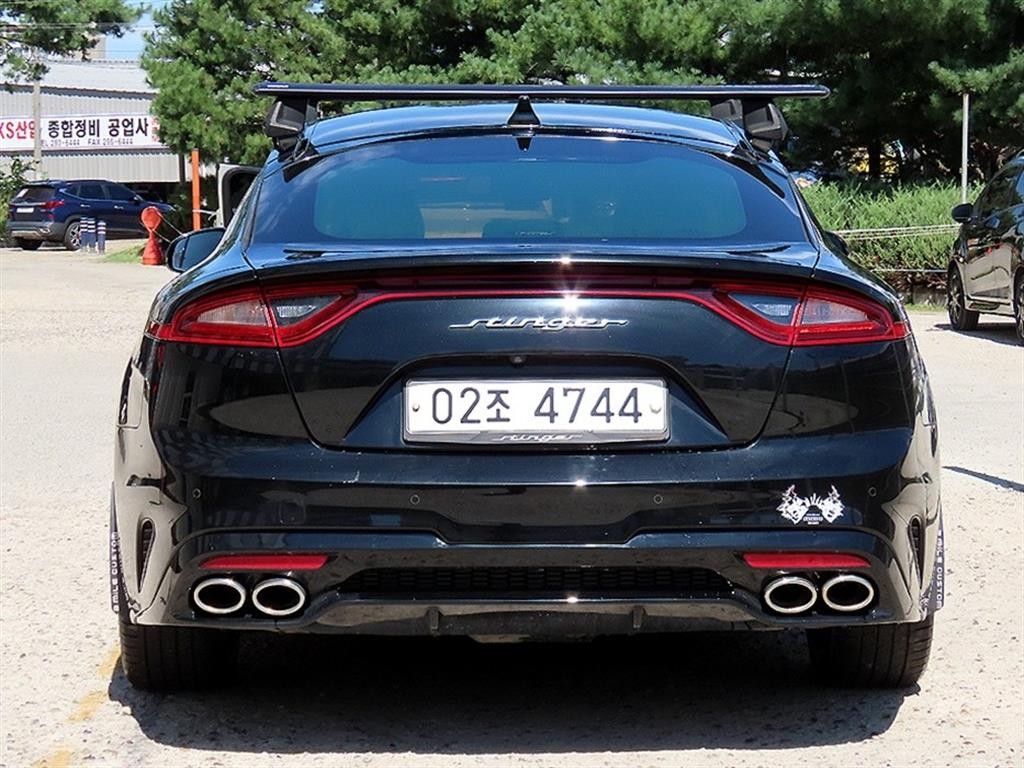 기아 스팅어 가솔린 2.0 터보 2WD 플래티넘 이미지 4