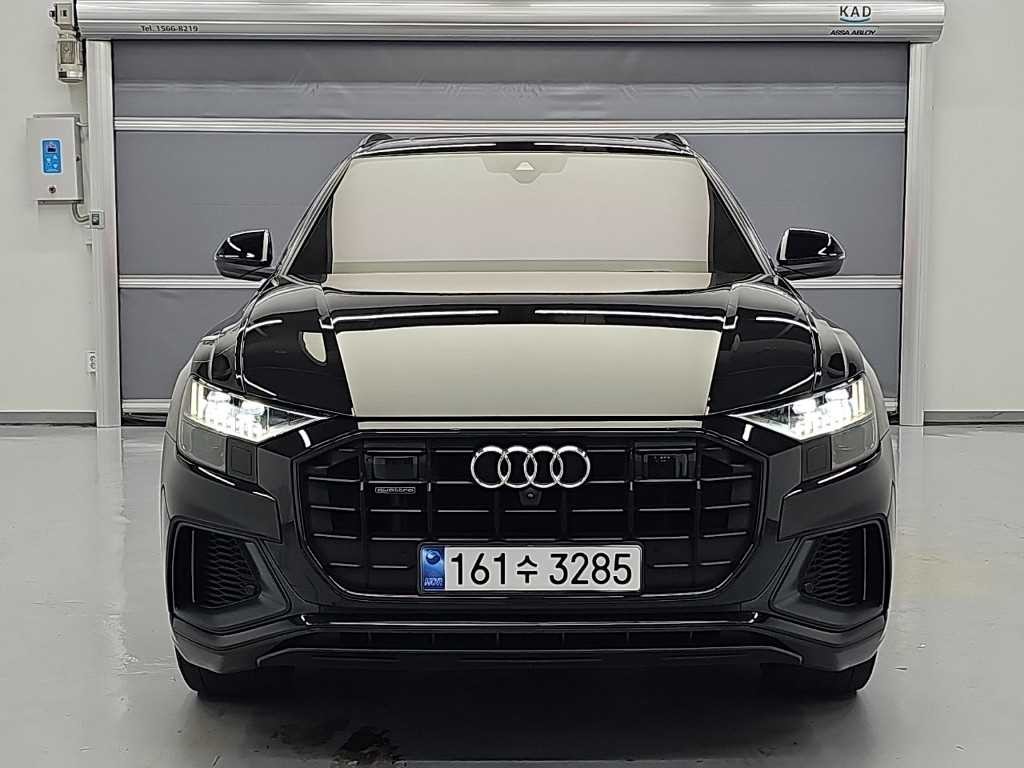 아우디 Q8 55 TFSI 콰트로 프리미엄 이미지 2