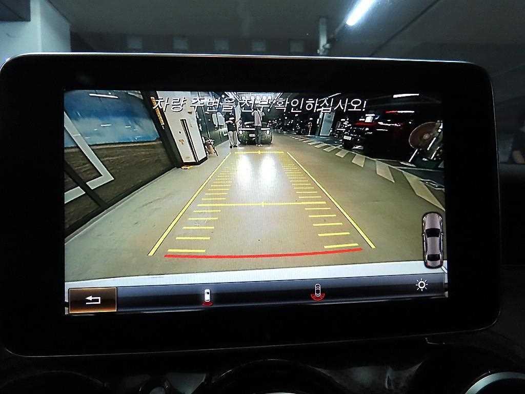 벤츠 C 클래스 C클래스 W205 C220 d 아방가르드 이미지 12