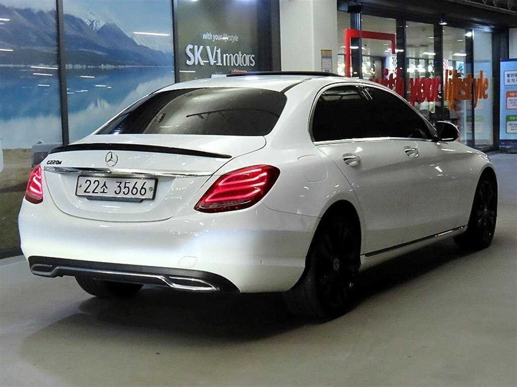 벤츠 C 클래스 C클래스 W205 C220 d 아방가르드 이미지 4