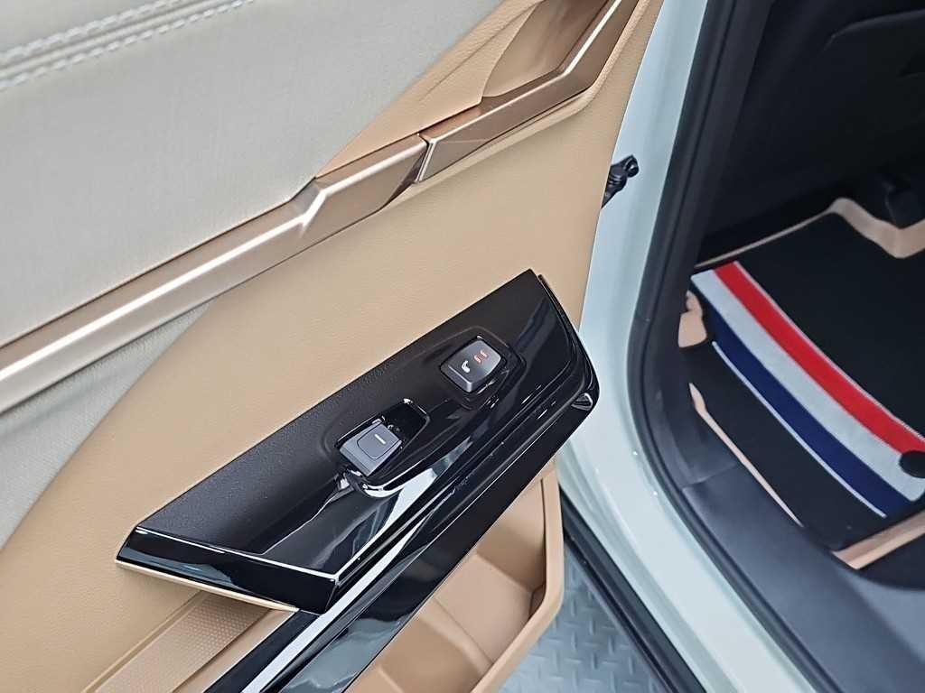 KG모빌리티(쌍용) 액티언 액티언 하이브리드(J120) S8 2WD 이미지 14