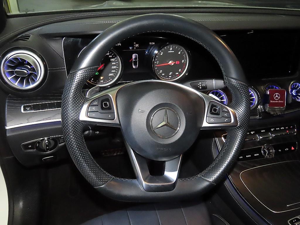 벤츠 E 클래스 E-클래스 W213 E220d 카브리올레 이미지 10