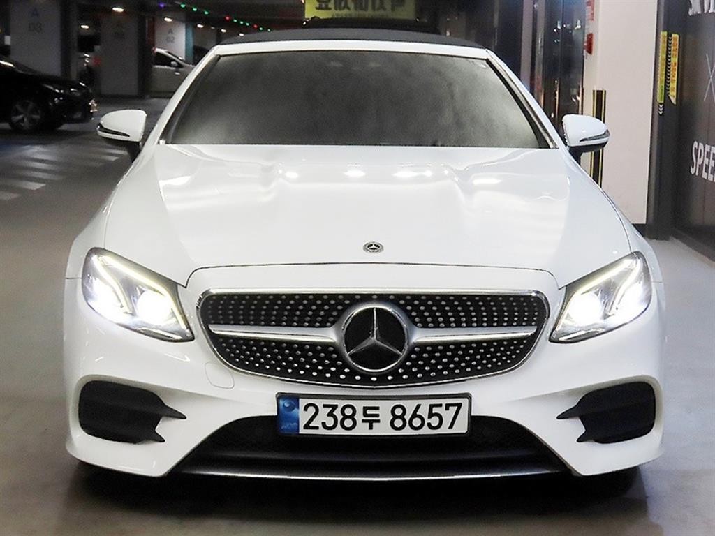 벤츠 E 클래스 E-클래스 W213 E220d 카브리올레 이미지 2