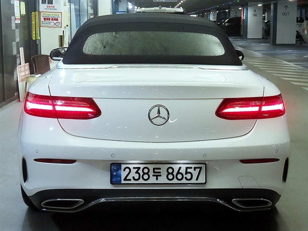 벤츠 E 클래스 E-클래스 W213 E220d 카브리올레 이미지 5