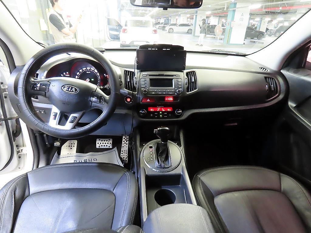 기아 스포티지 스포티지 R 2WD TLX 최고급형 이미지 10