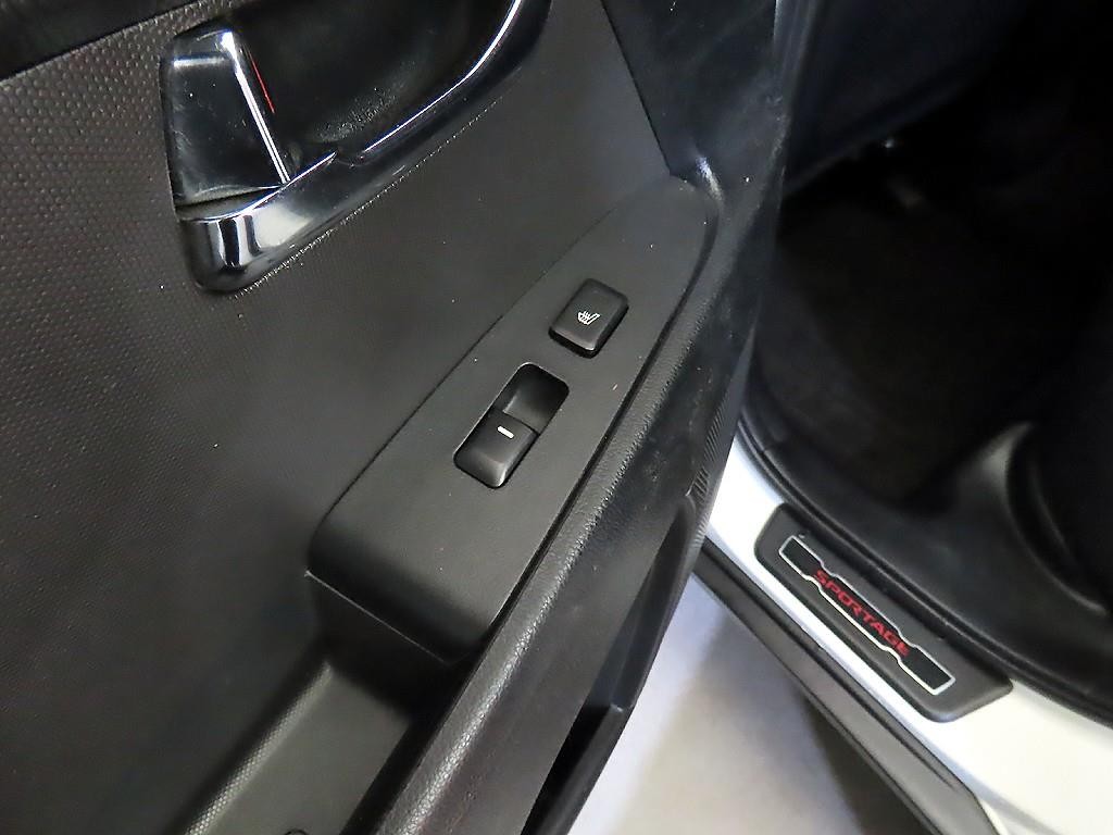 기아 스포티지 스포티지 R 2WD TLX 최고급형 이미지 16