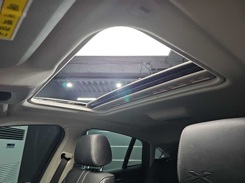 BMW X4 X4 (F26) xDrive 20d 이미지 14