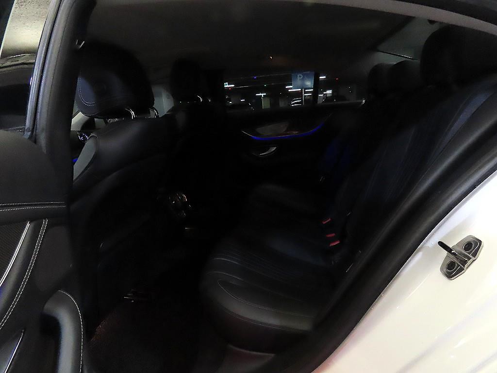 벤츠 CLS 클래스 CLS클래스 C257 CLS 400d 4MATIC 이미지 7
