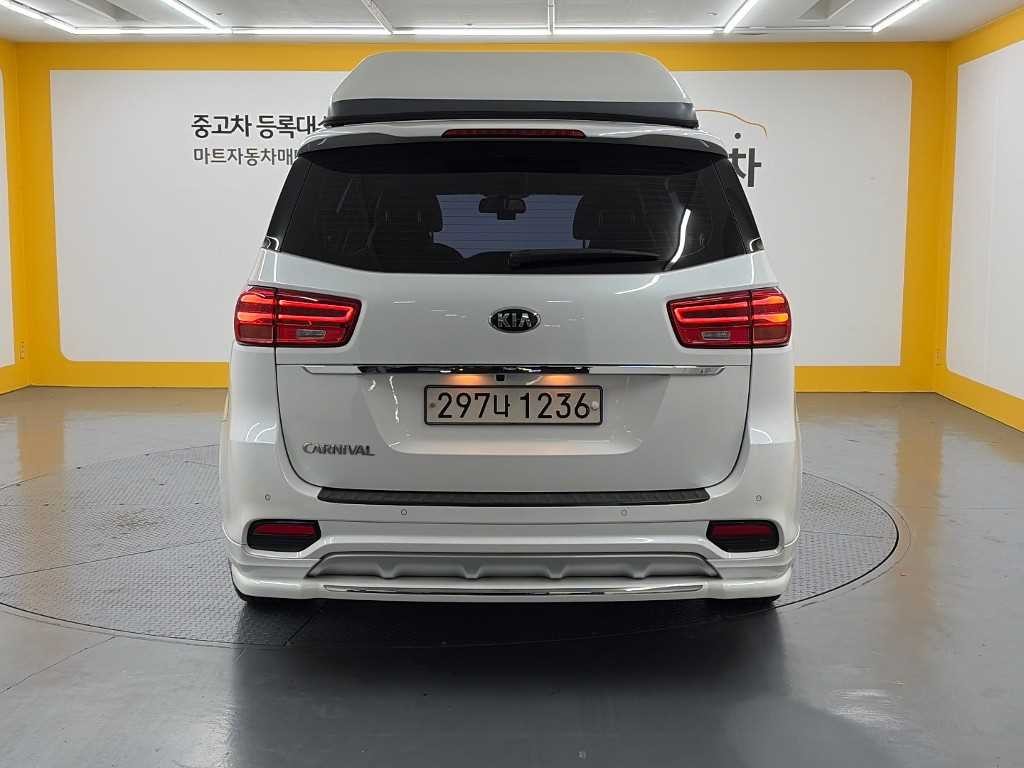기아 카니발 더 뉴 카니발 디젤 9인승 프레스티지 이미지 3