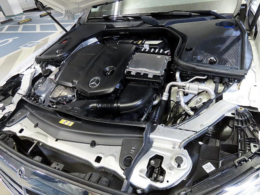 벤츠 E 클래스 E-클래스 W213 E220d 4MATIC 익스클루시브 이미지 19