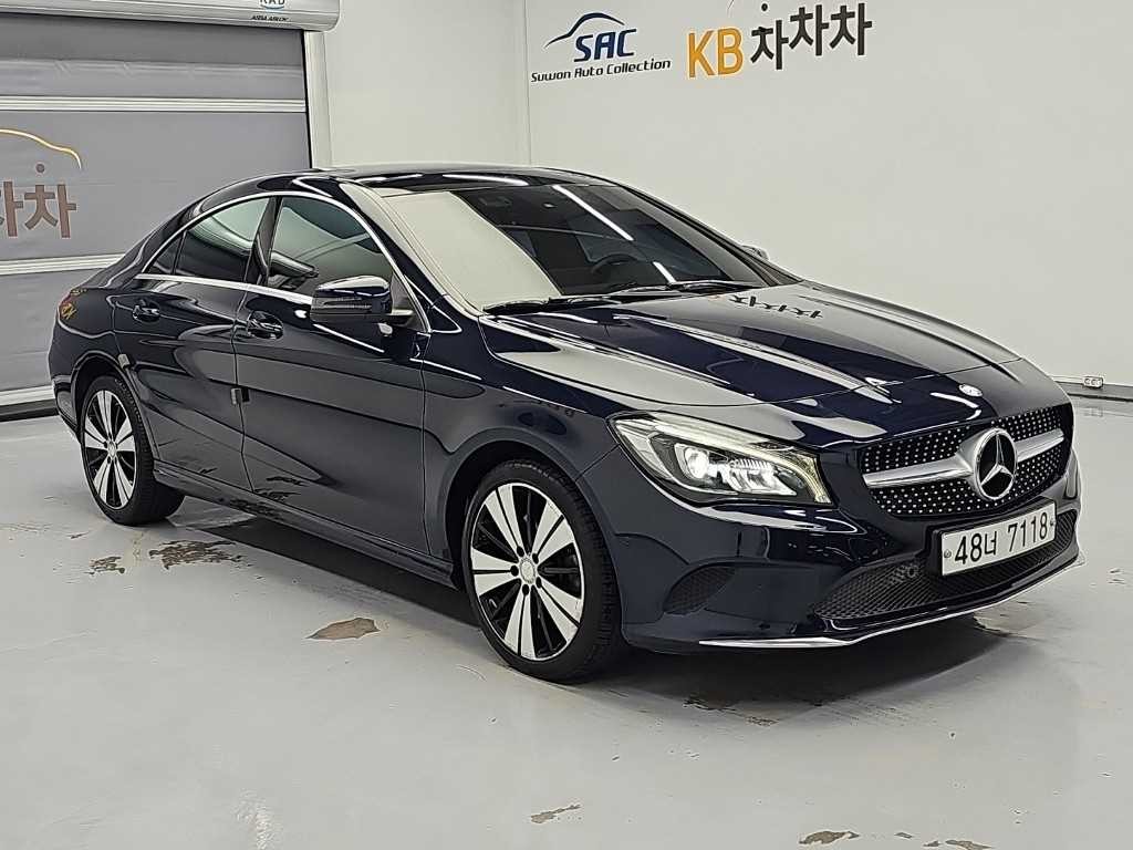 벤츠 CLA 클래스 CLA클래스 CLA 250 4MATIC 이미지 4